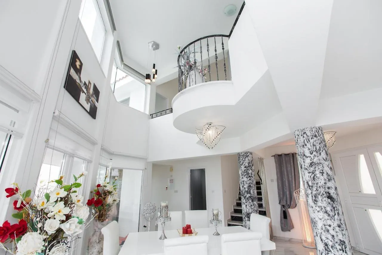 Protaras Holiday Villa 113